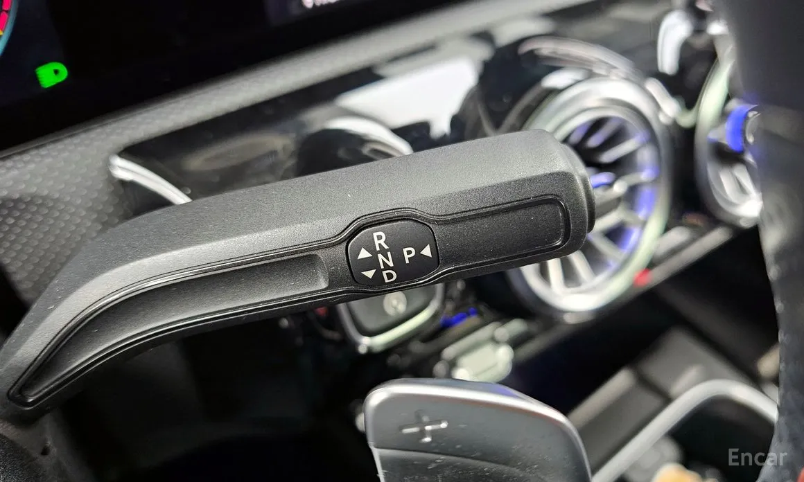 Фото 9 - Mercedes-Benz A-Class