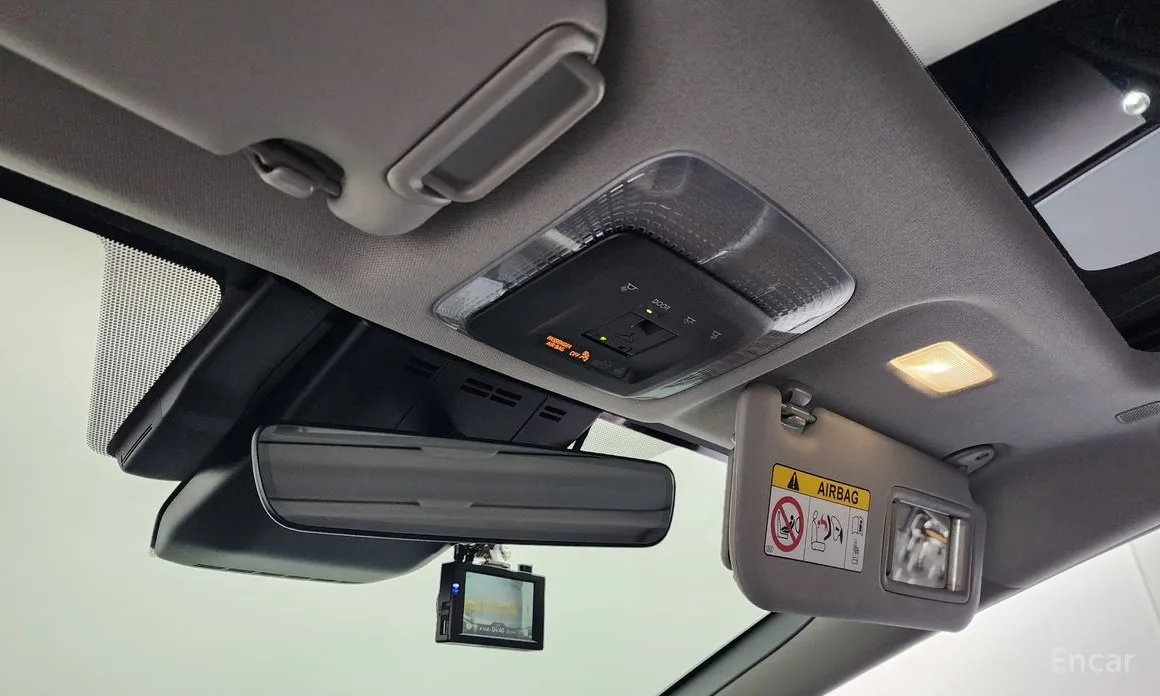 Фото 17 - Toyota Prius