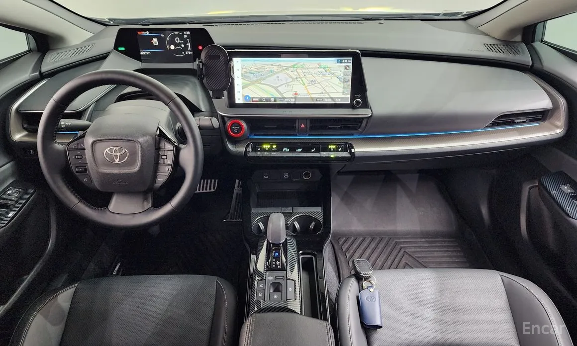 Фото 7 - Toyota Prius