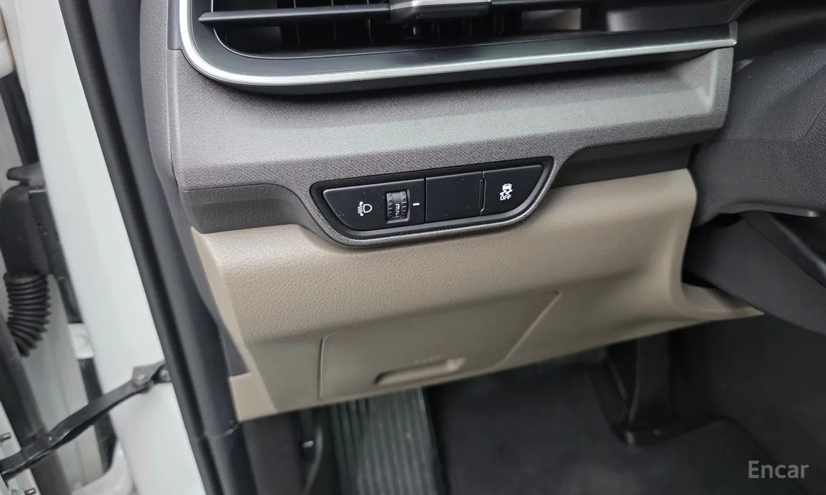 Фото 14 - Kia Carnival