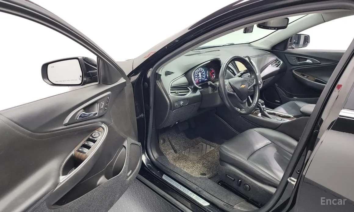 Фото 10 - Chevrolet Malibu