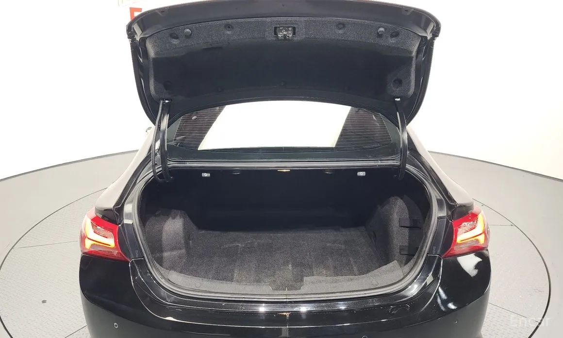 Фото 20 - Chevrolet Malibu