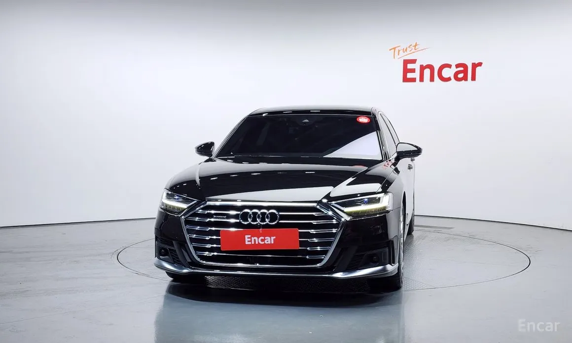 Фото 3 - Audi A8