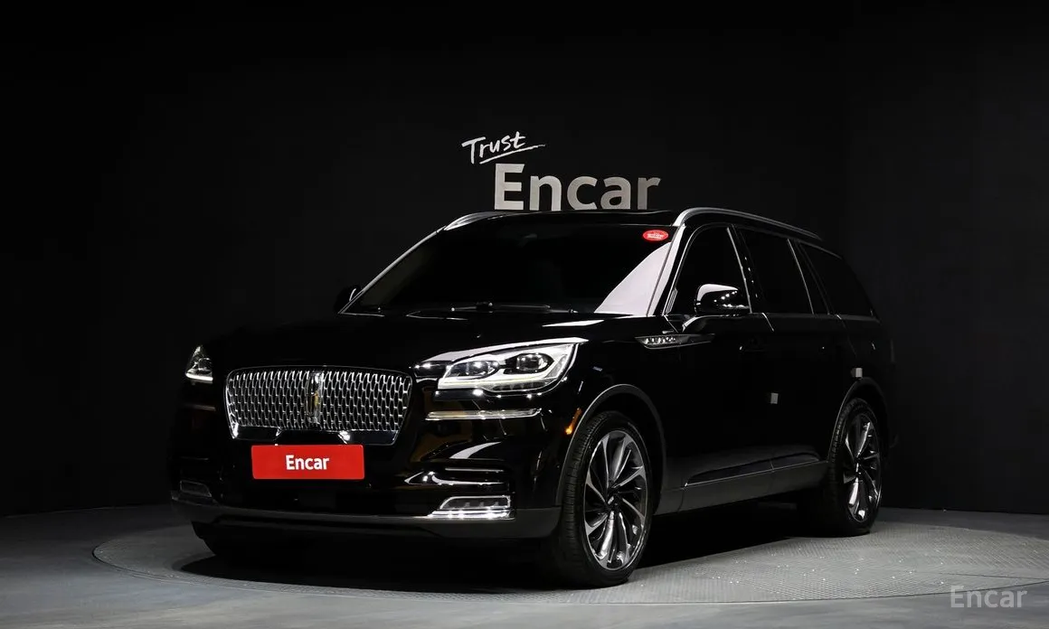 Фото 1 - Lincoln Aviator