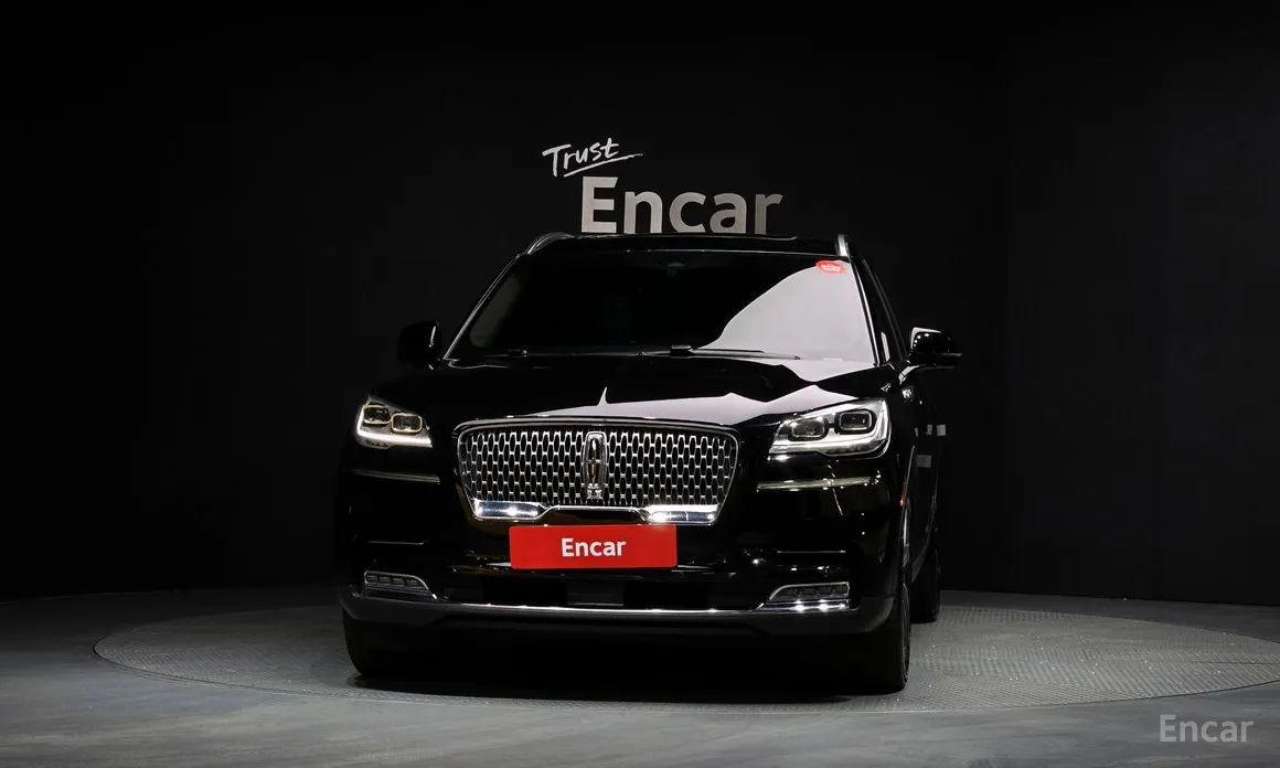 Фото 3 - Lincoln Aviator