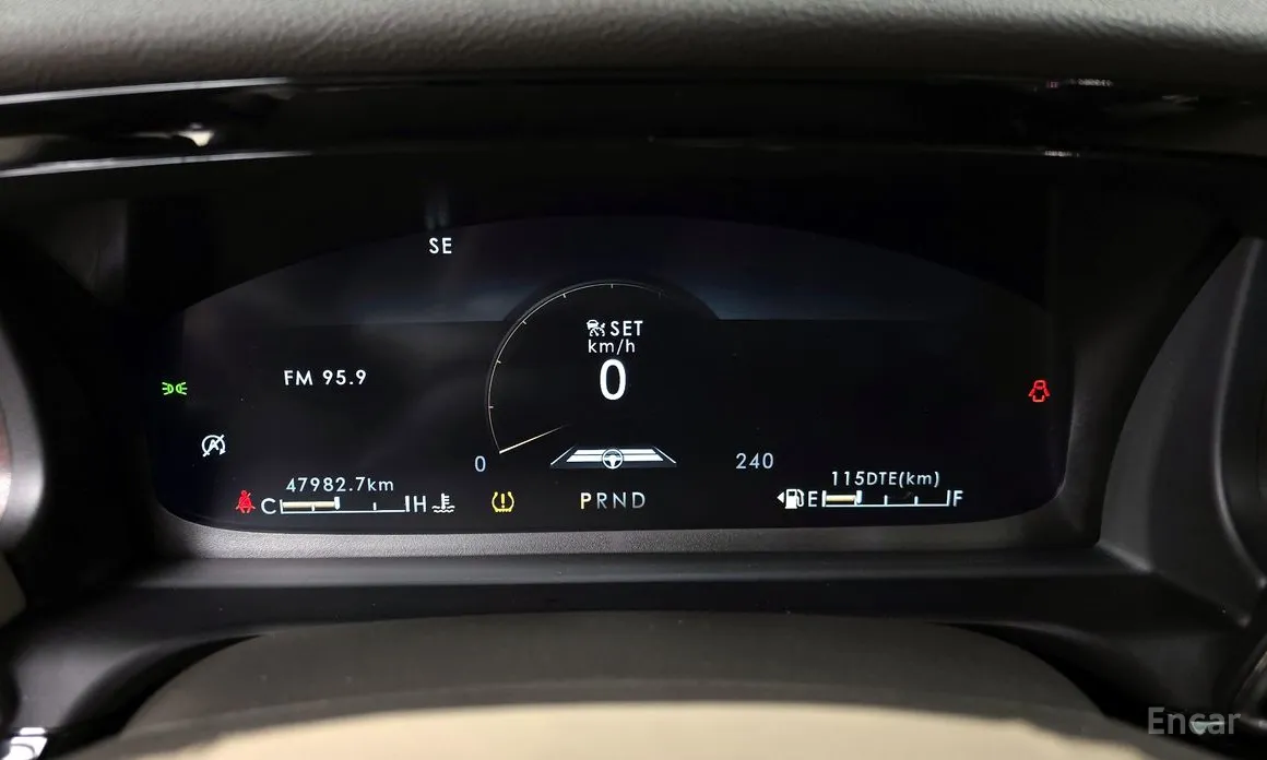 Фото 8 - Lincoln Aviator