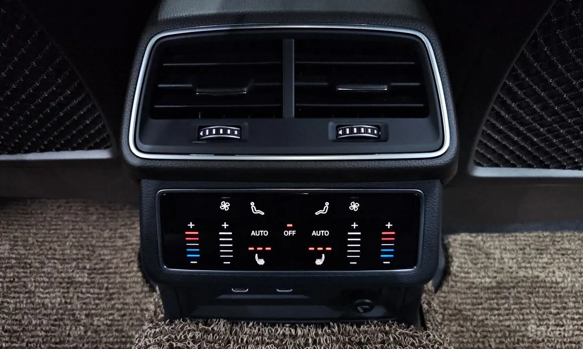 Фото 18 - Audi A7