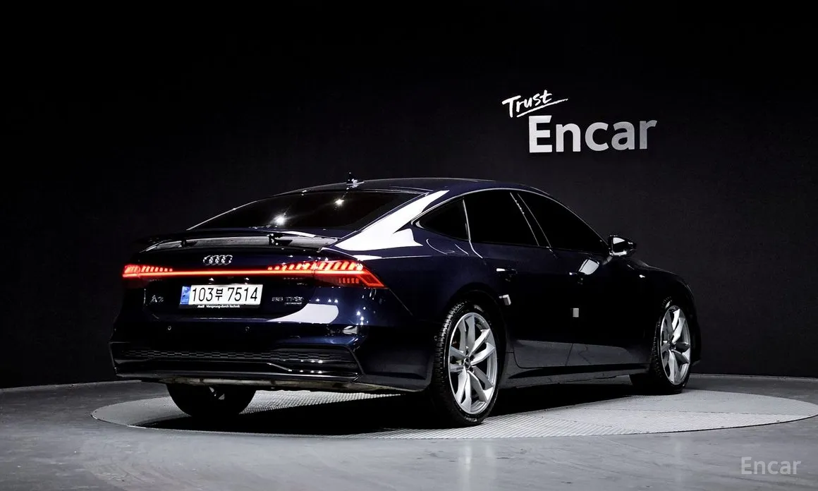 Фото 2 - Audi A7