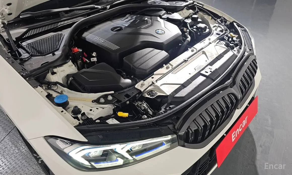 Photo 6 - BMW 3 Series