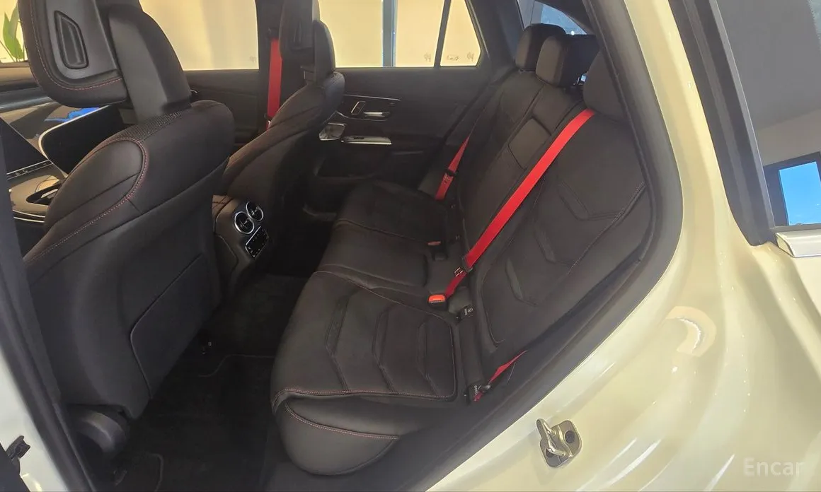 Фото 10 - Mercedes-Benz GLC-Class