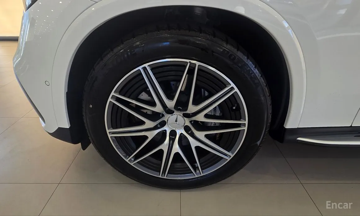 Фото 5 - Mercedes-Benz GLC-Class