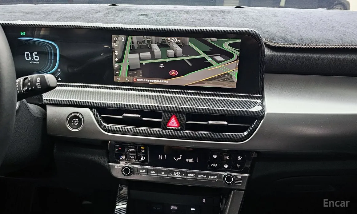 Фото 14 - Kia Seltos