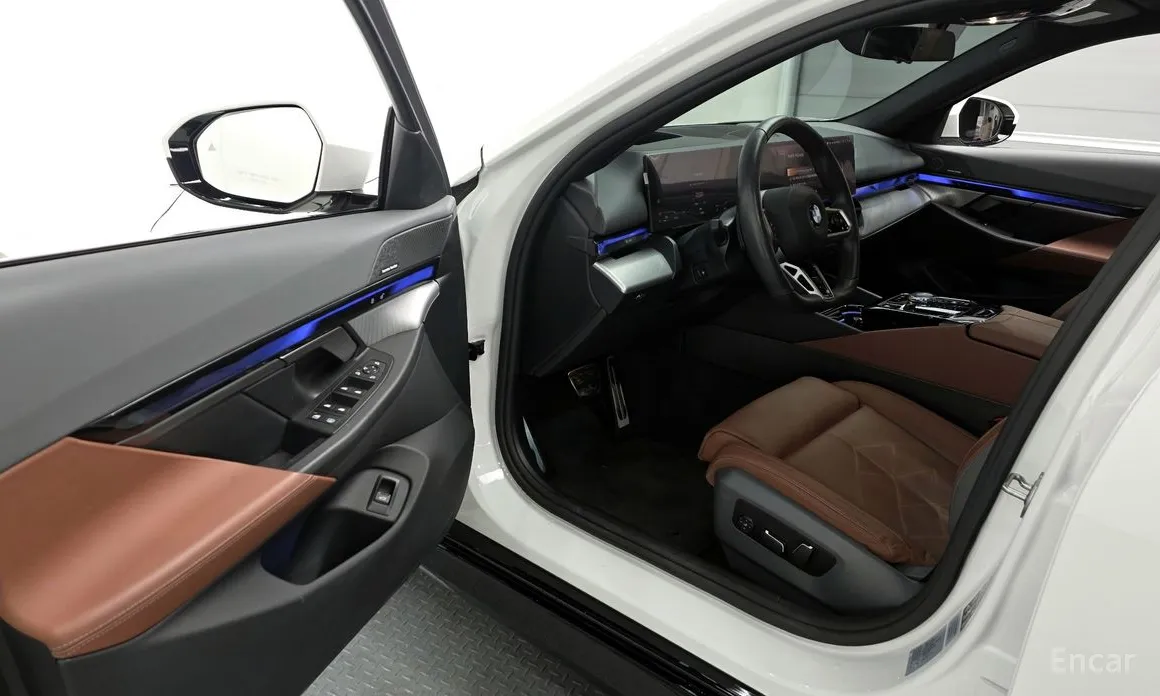 Фото 10 - BMW 5 Series