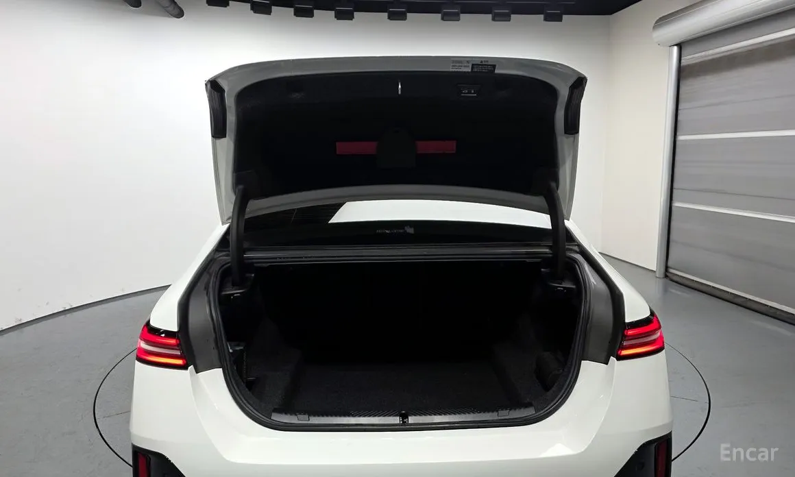 Фото 20 - BMW 5 Series