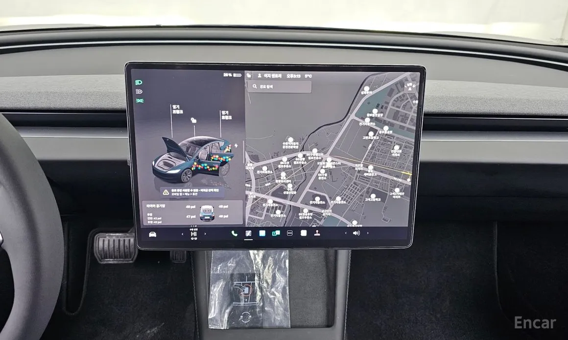 Фото 14 - Tesla Model 3