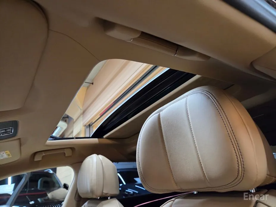 Фото 18 - Bentley Flying Spur