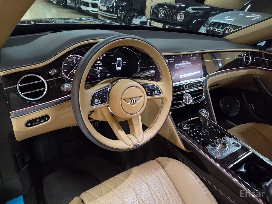 Фото 19 - Bentley Flying Spur