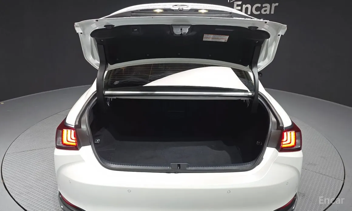 Фото 20 - Lexus ES