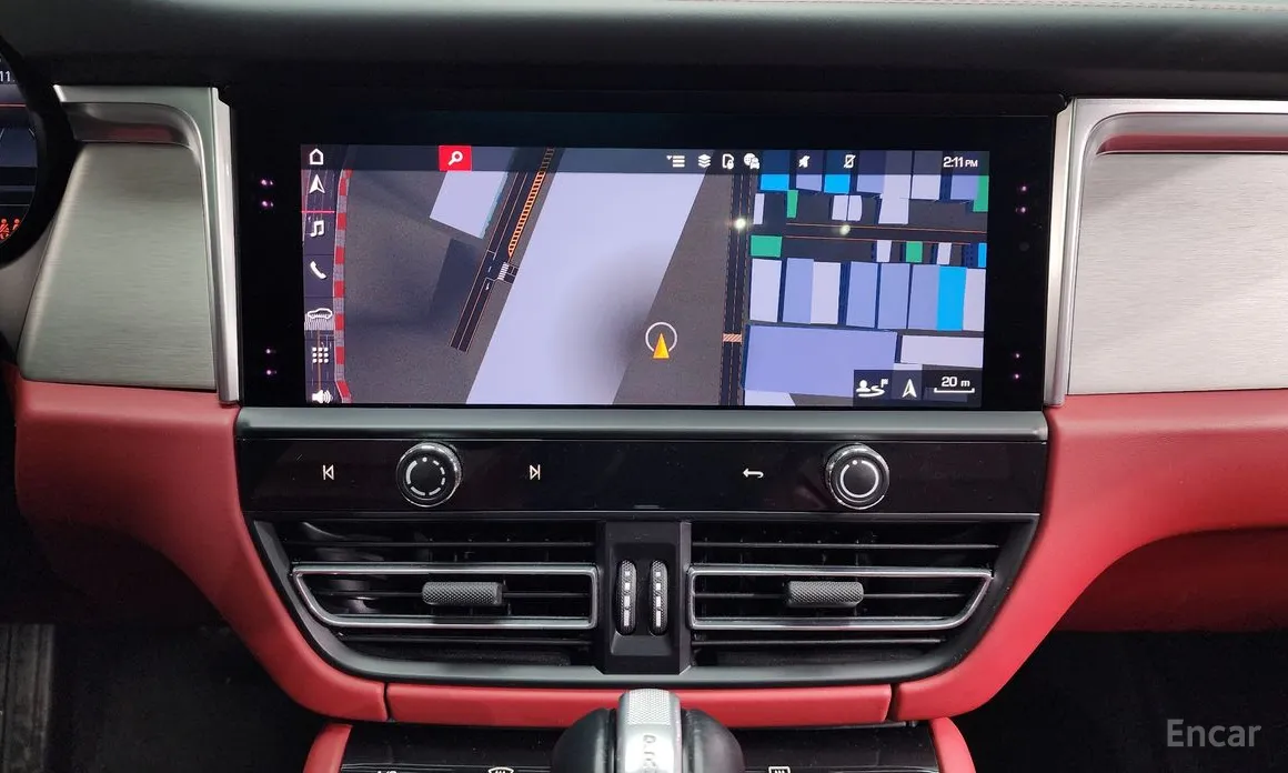 Фото 14 - Porsche Macan