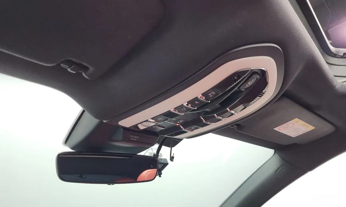 Фото 18 - Porsche Macan