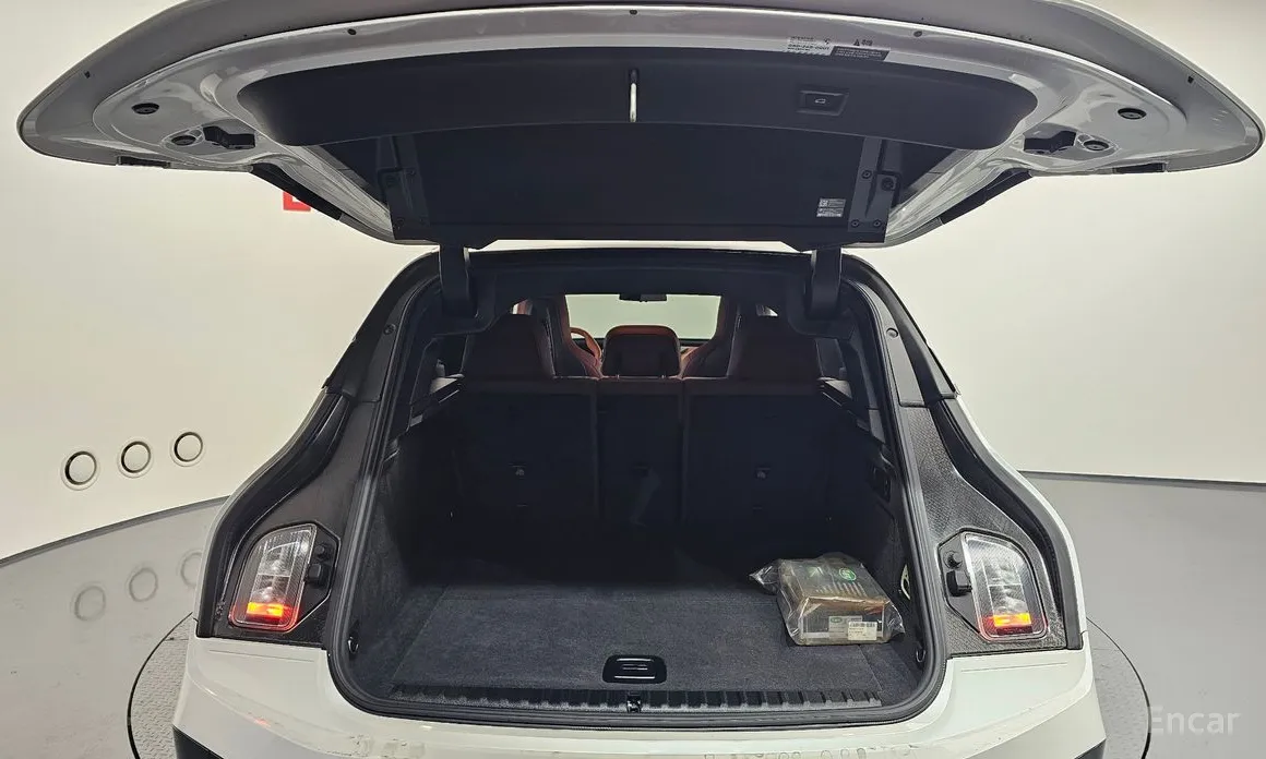 Фото 20 - BMW iX