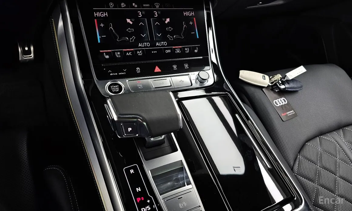 Фото 9 - Audi Q7