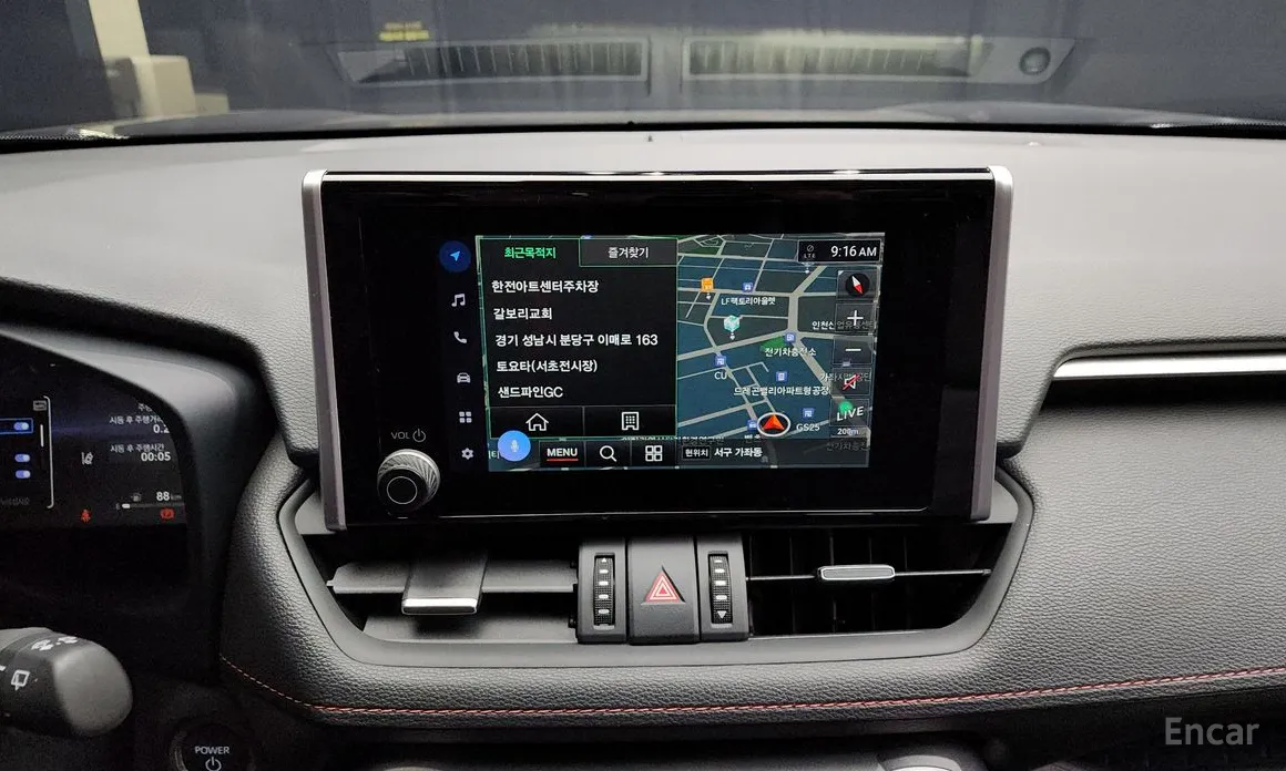 Фото 14 - Toyota RAV4