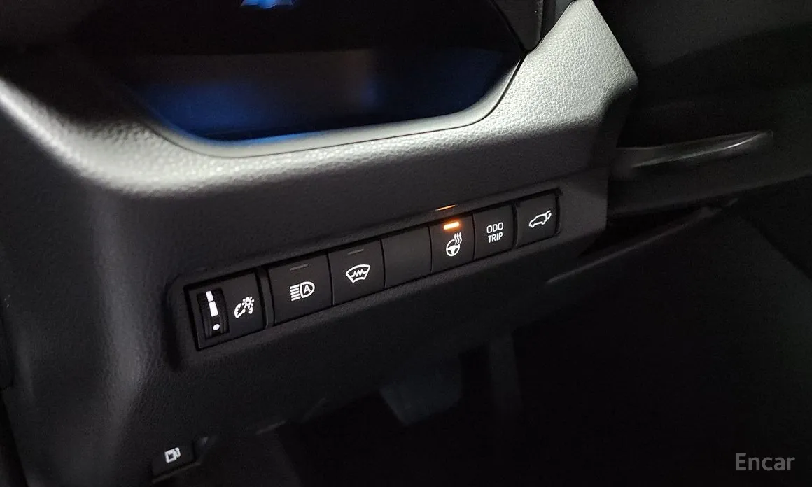 Фото 17 - Toyota RAV4