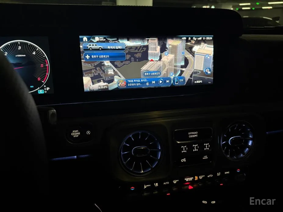 Фото 10 - Mercedes-Benz G-Class