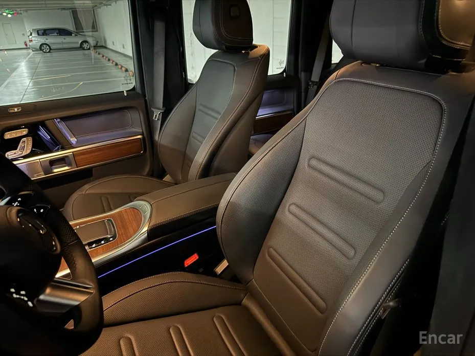 Фото 11 - Mercedes-Benz G-Class