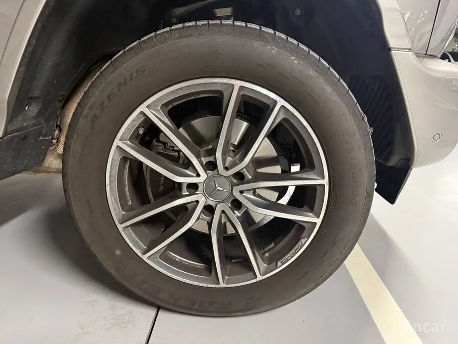 Фото 17 - Mercedes-Benz G-Class