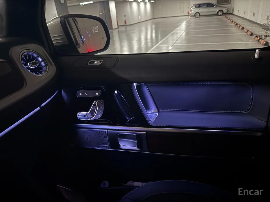 Фото 9 - Mercedes-Benz G-Class