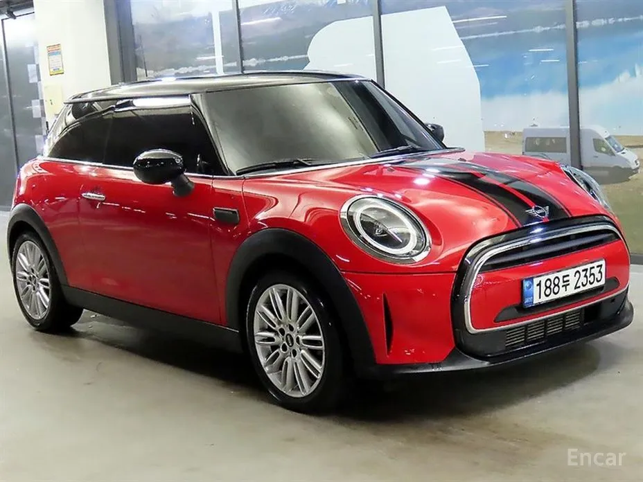 Фото 1 - Mini Cooper