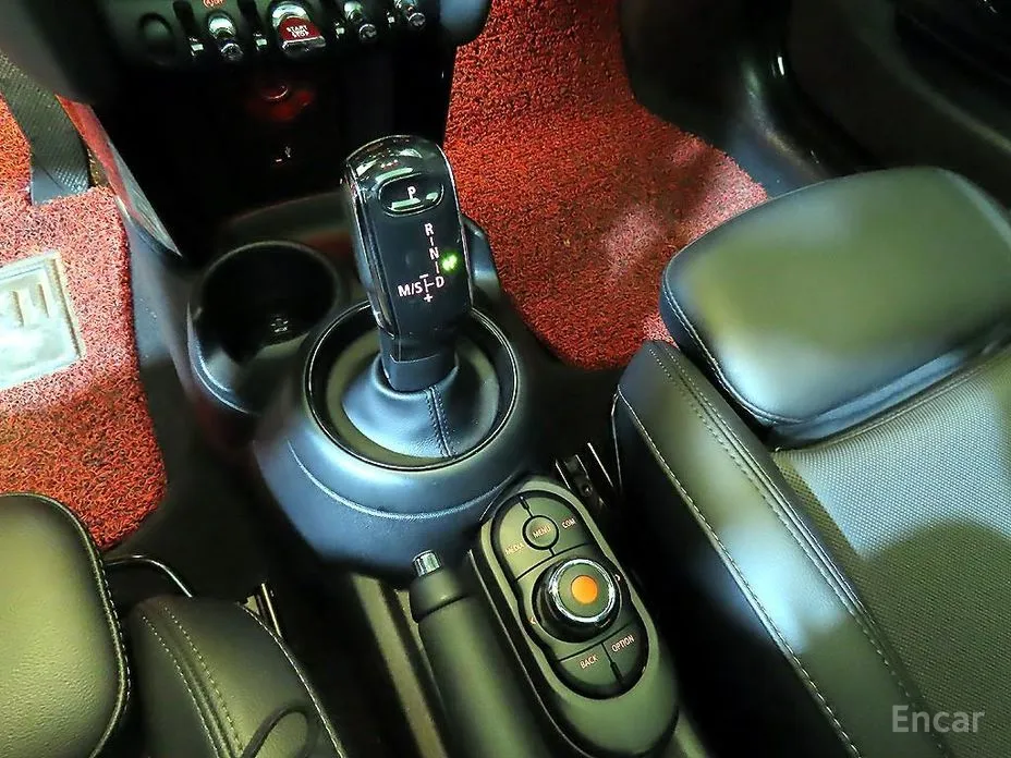 Фото 12 - Mini Cooper