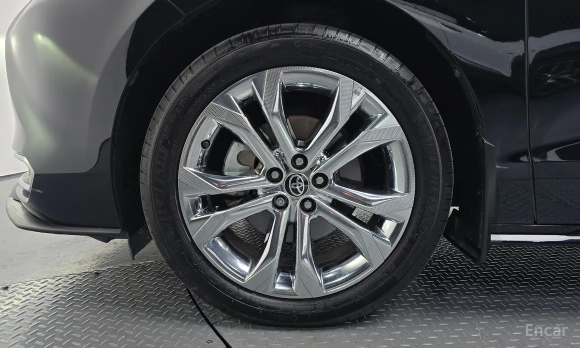 Фото 5 - Toyota Sienna