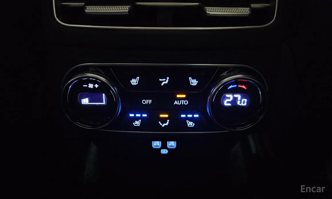 Фото 19 - Genesis GV70