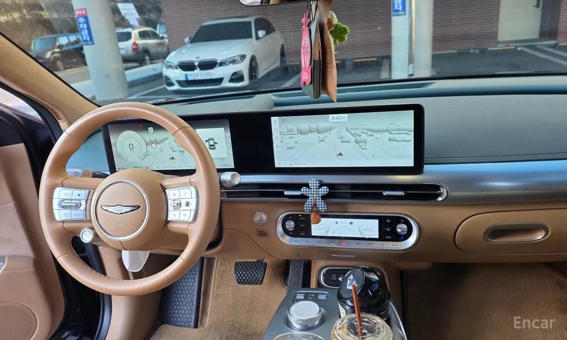 Фото 7 - Genesis GV60