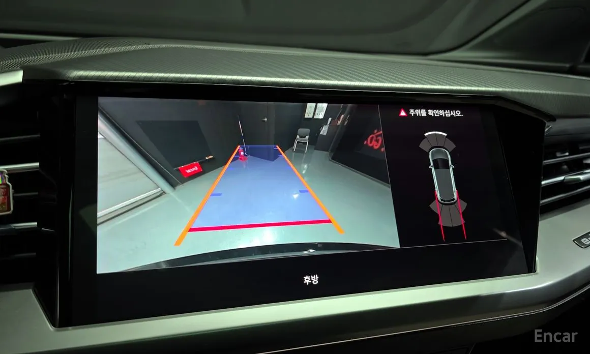 Фото 17 - Audi Q4 e-tron