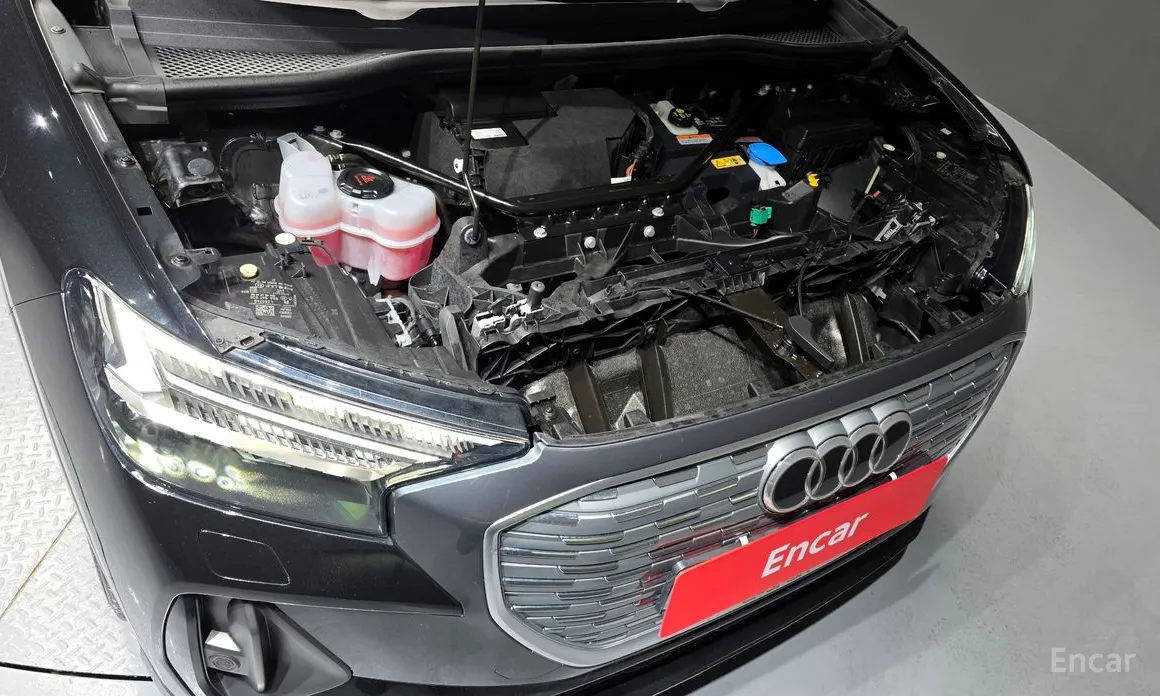 Фото 6 - Audi Q4 e-tron