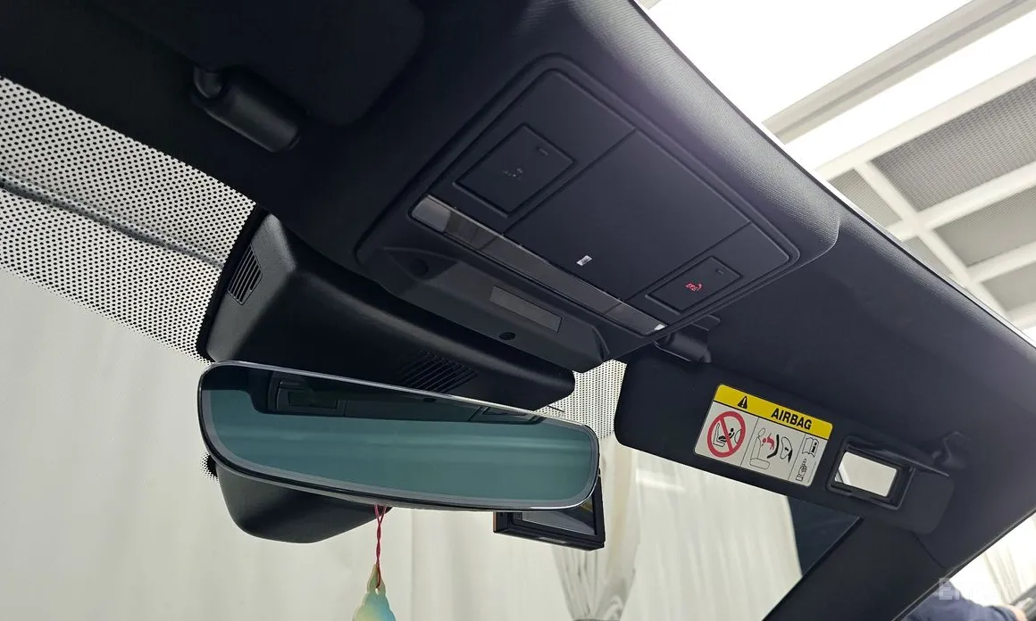 Фото 17 - Jaguar F-Type