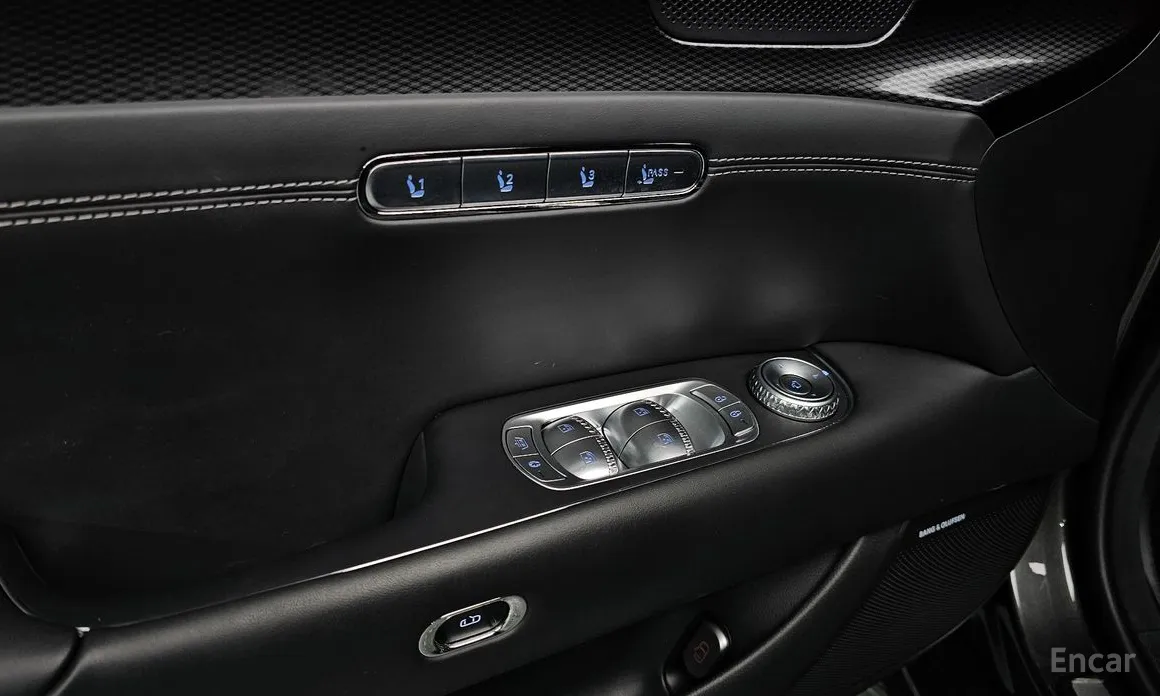 Фото 18 - Genesis G90