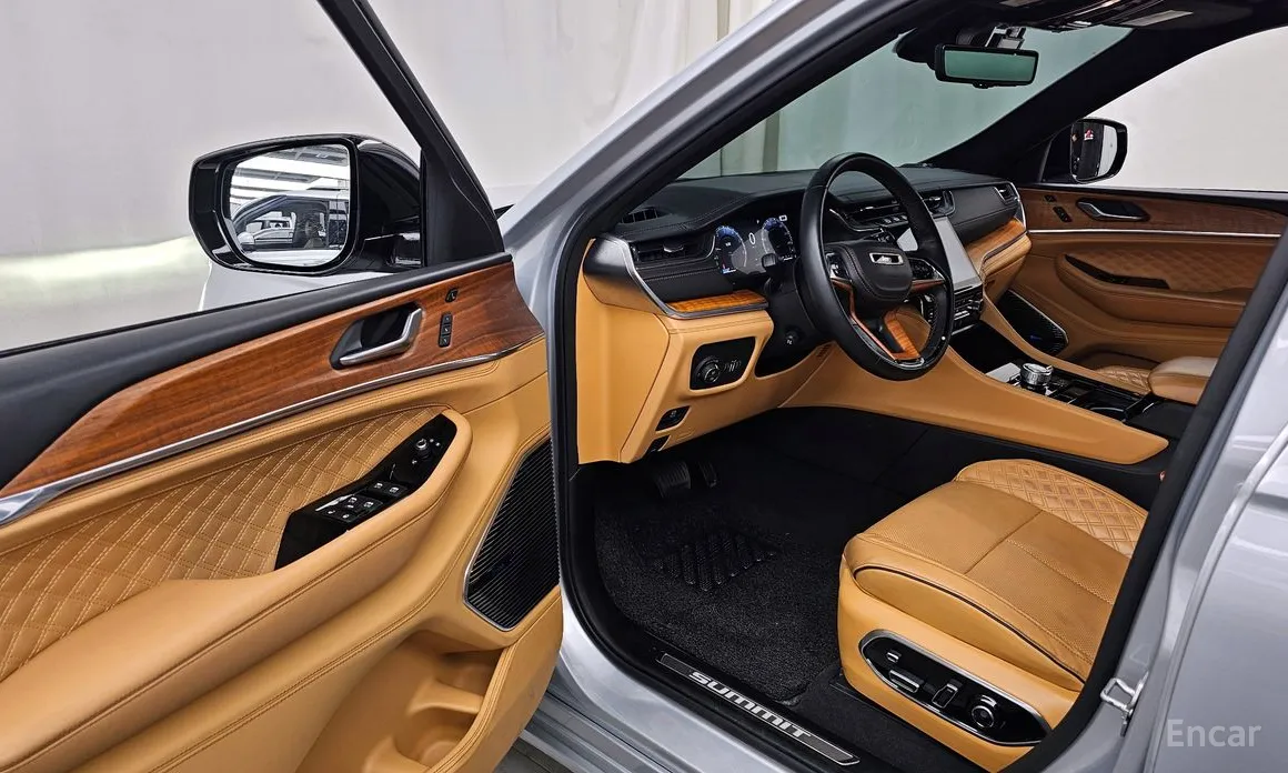 Фото 10 - Jeep Cherokee