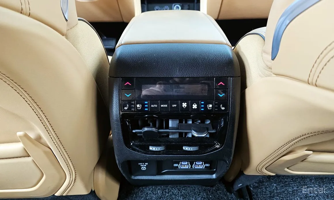 Фото 18 - Jeep Cherokee