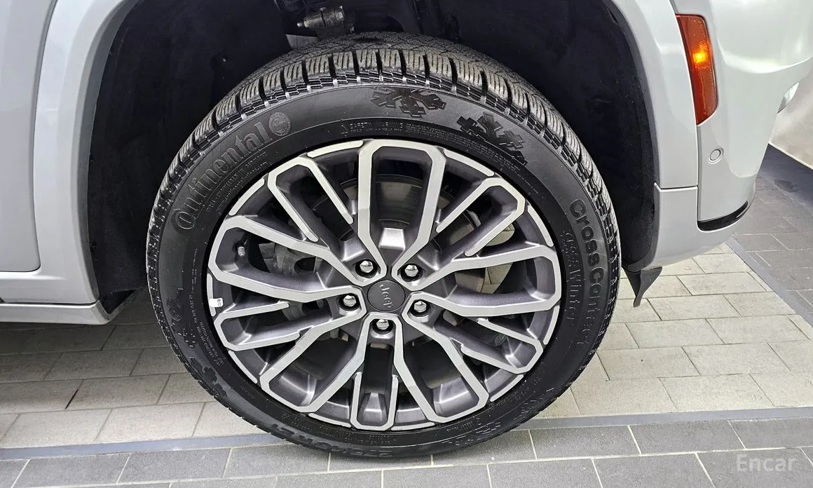 Фото 5 - Jeep Cherokee