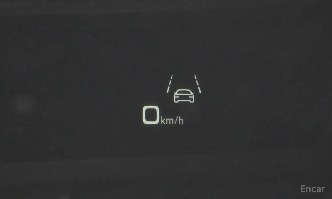 Фото 13 - Audi e-tron