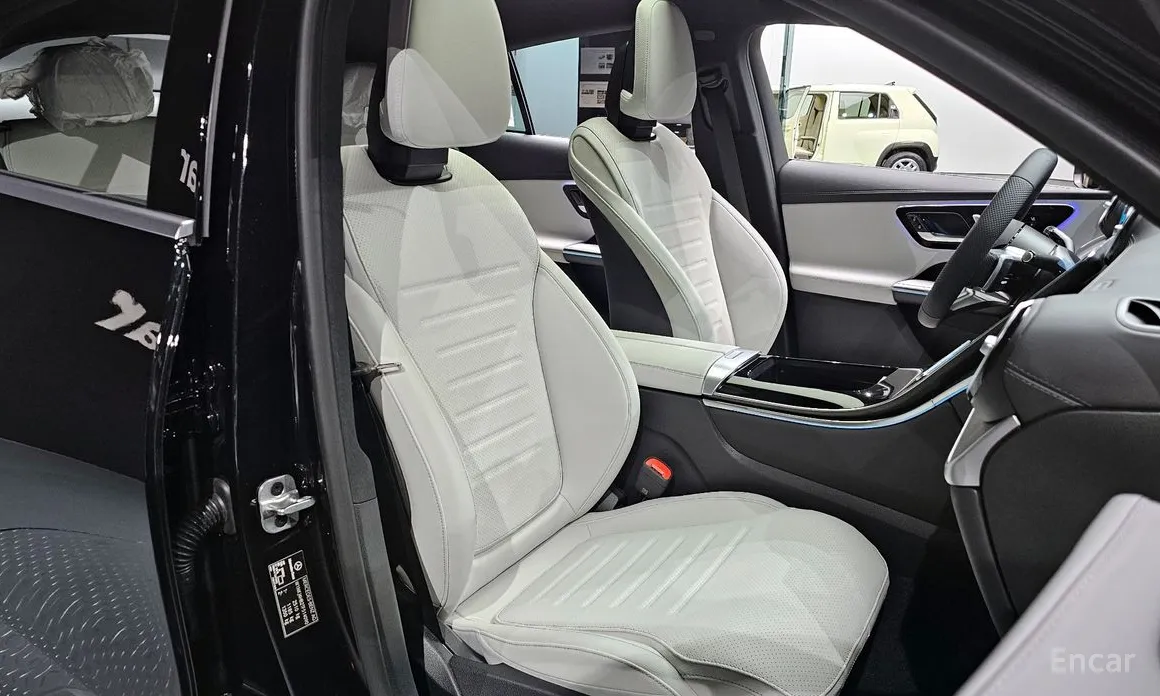 Фото 10 - Mercedes-Benz GLC-Class