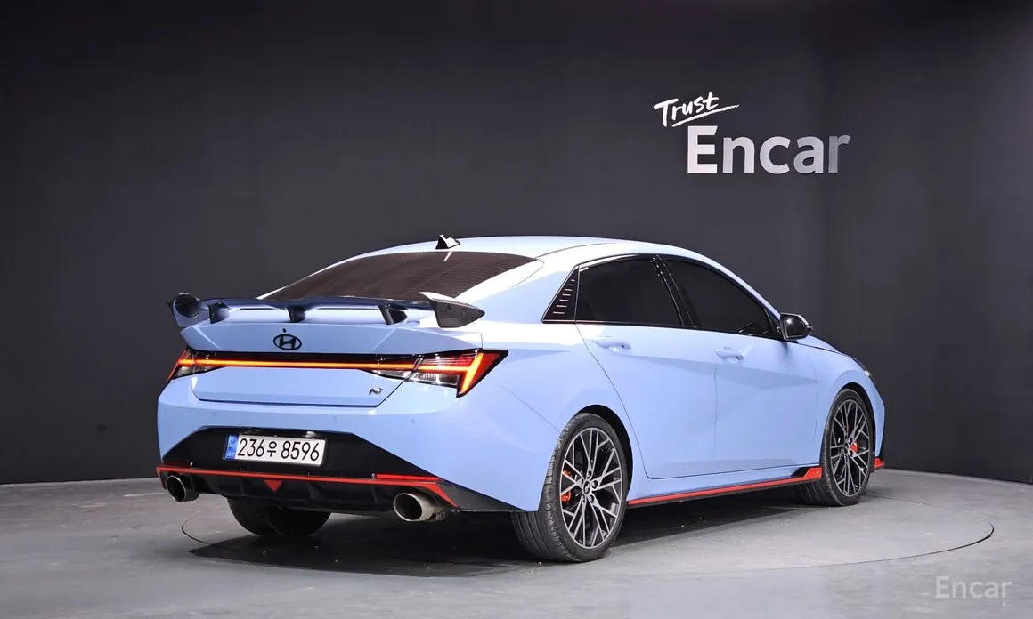 Фото 2 - Hyundai Avante