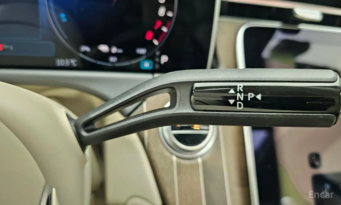 Фото 9 - Mercedes-Benz E-Class