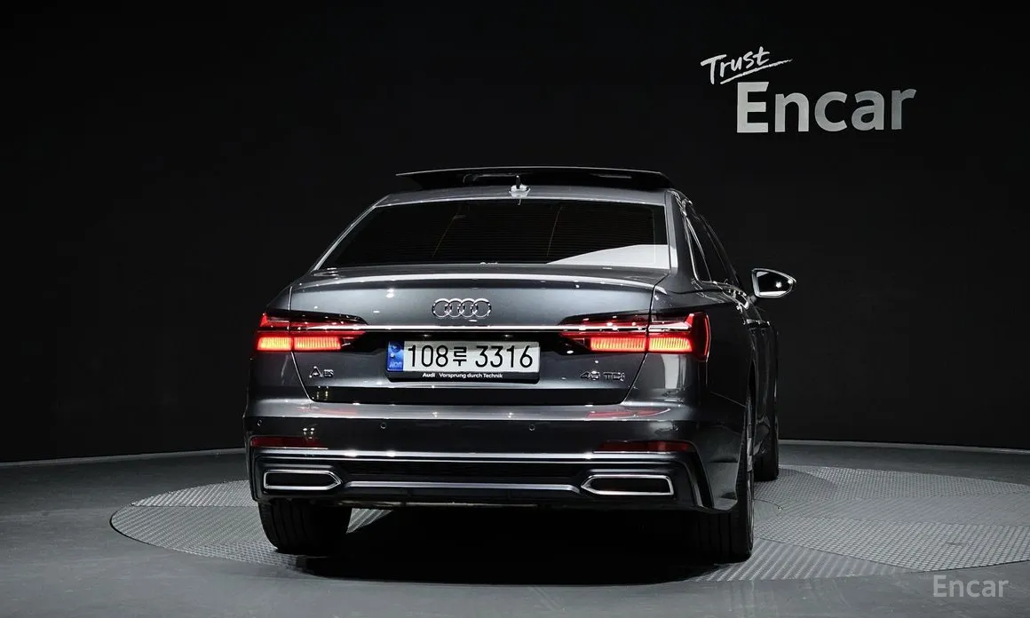 Фото 4 - Audi A6