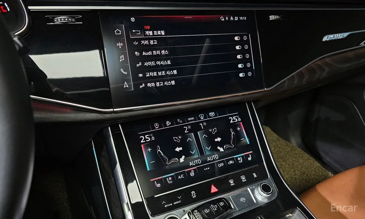 Фото 16 - Audi Q7